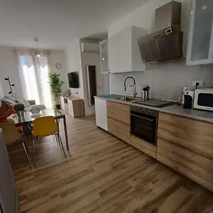 https://il-polpoleo-in-porto-azzurro-isola-delba.it-tuscanyhotel.com