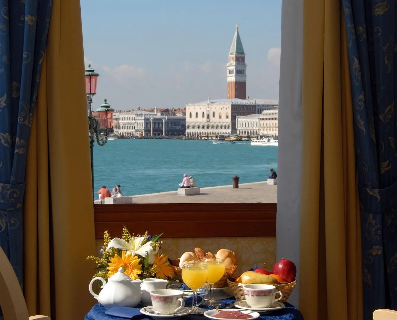 ***  Hotel Ca' Formenta Venice Italy