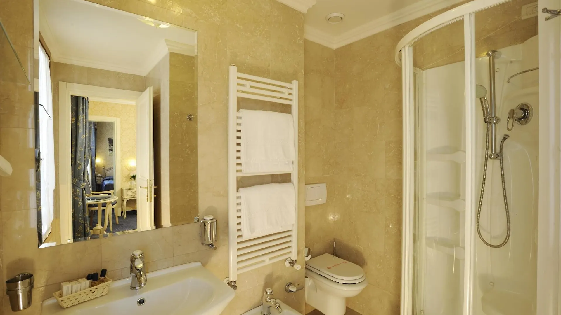 ***  Hotel Ca' Formenta Venice Italy