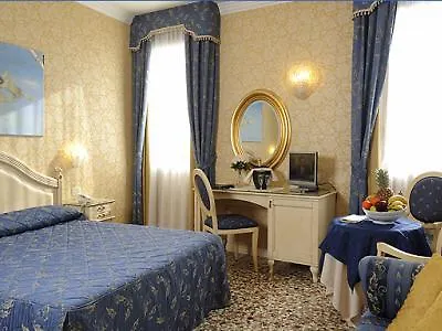 Hotel Ca' Formenta Venice