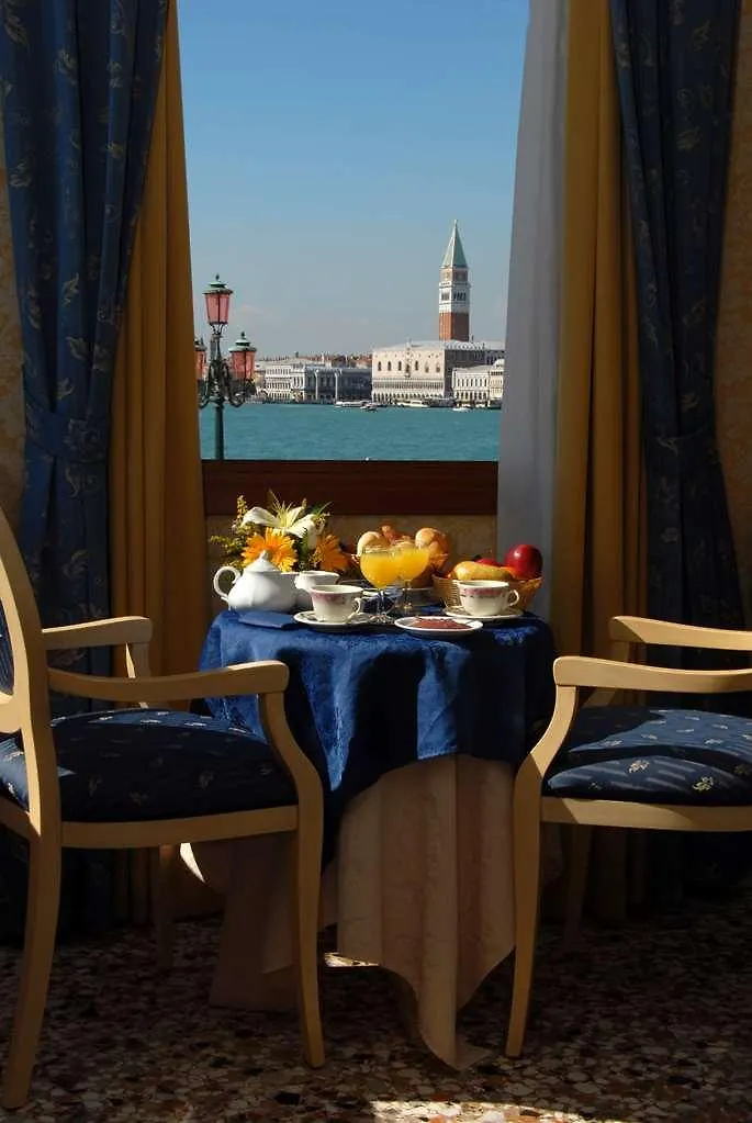 ***  Hotel Ca' Formenta Venice Italy
